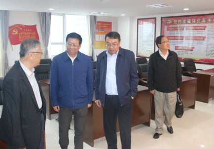 青海省副省長、省國資委黨委書記、主任王黎明，蒞臨省物產(chǎn)集團(tuán)調(diào)研指導(dǎo)工作